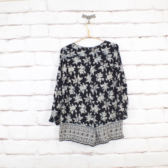 Volcom Longsleeve Romper Size M 12 - Picture 7 of 8